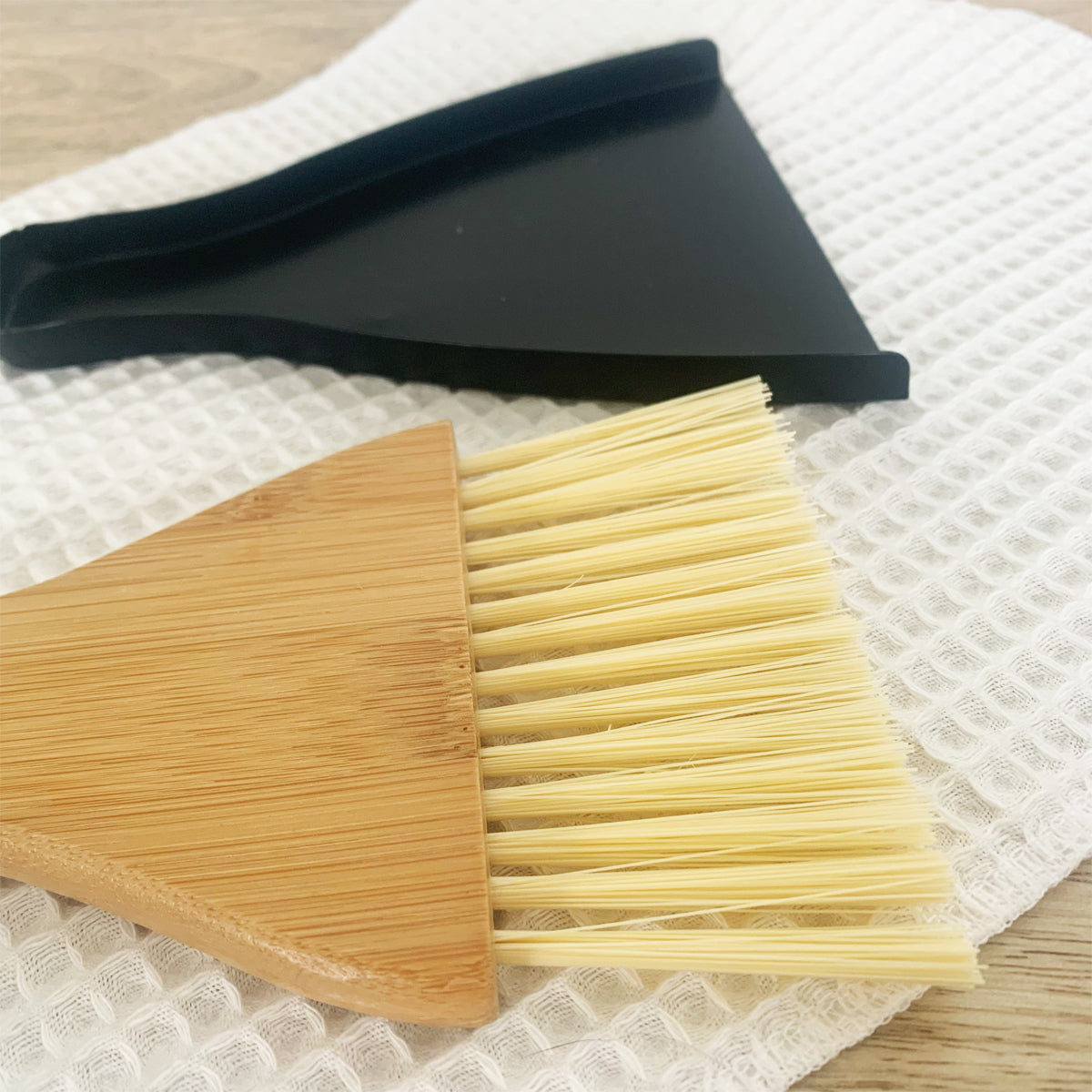 kit-balayage-table-bambou-balayette-pelle-m-tal-13-cm image 3
