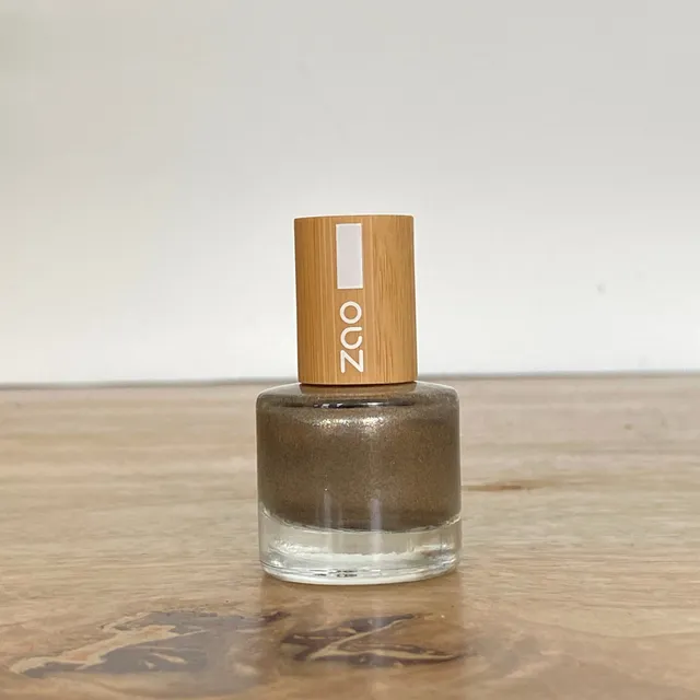 zao-vernis-ongles-marron-glac-naturel-bambou image 1