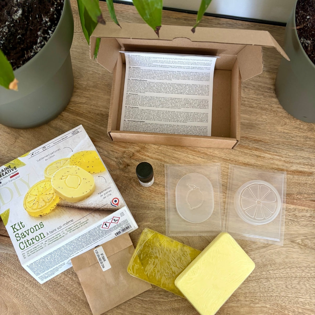 graine-cr-ative-kit-savon-citron-coffret-diy-moules image 2