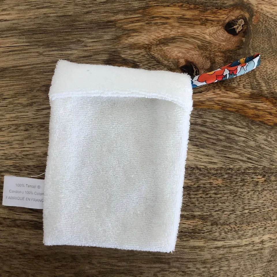 manamani-sauve-savon-pochette-tencel-savon-solide image 1