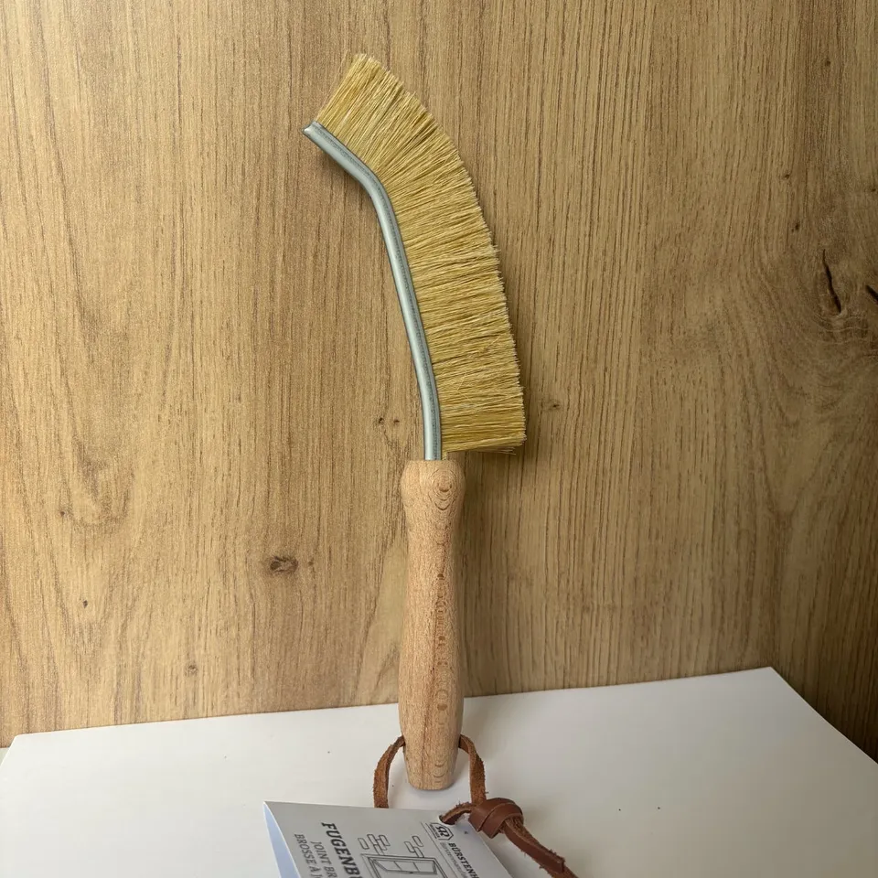 redecker-brosse-joint-carrelage-h-tre-soie-23cm image 1