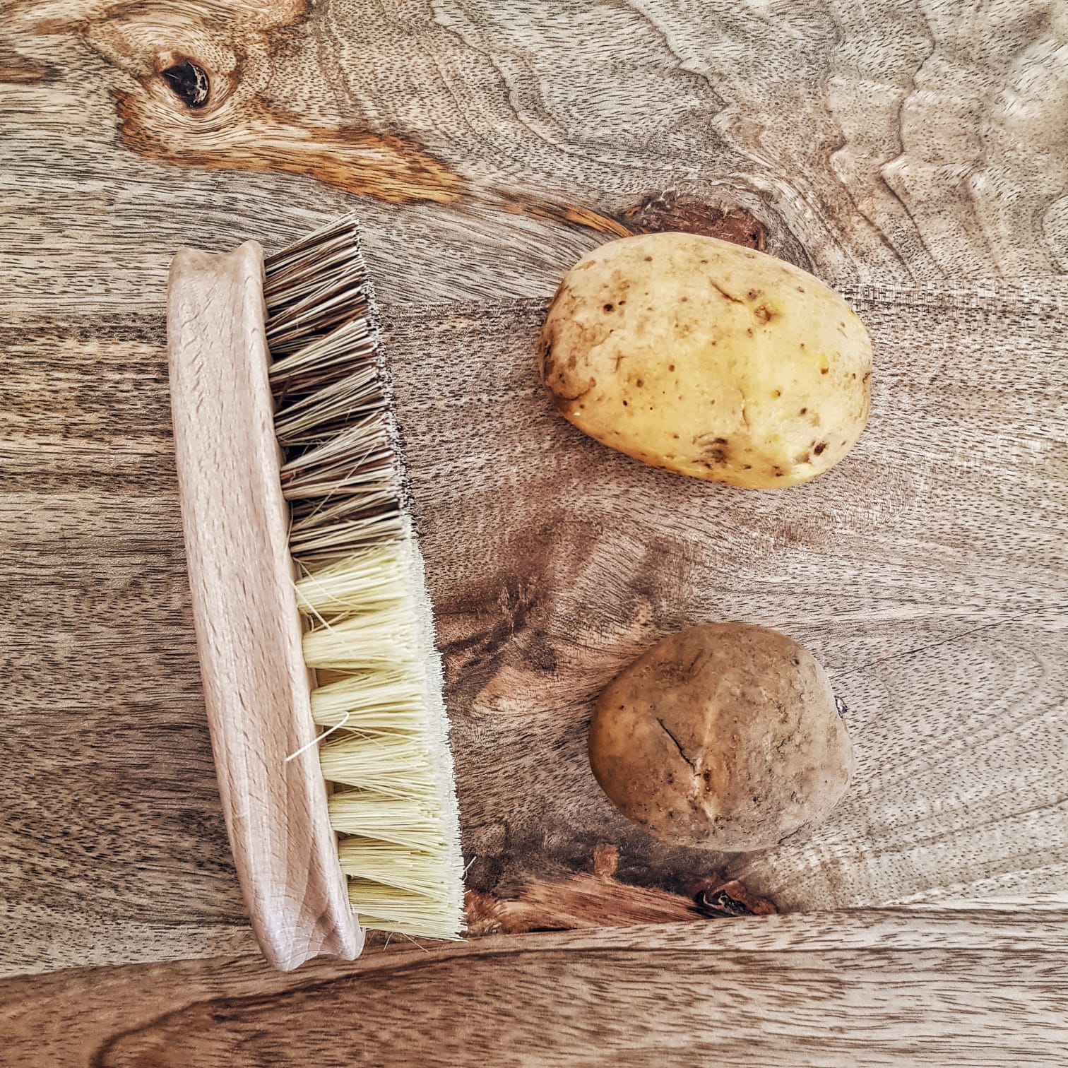 brosse-l-gumes-bois-h-tre-brosse-fruits-12-cm image 3