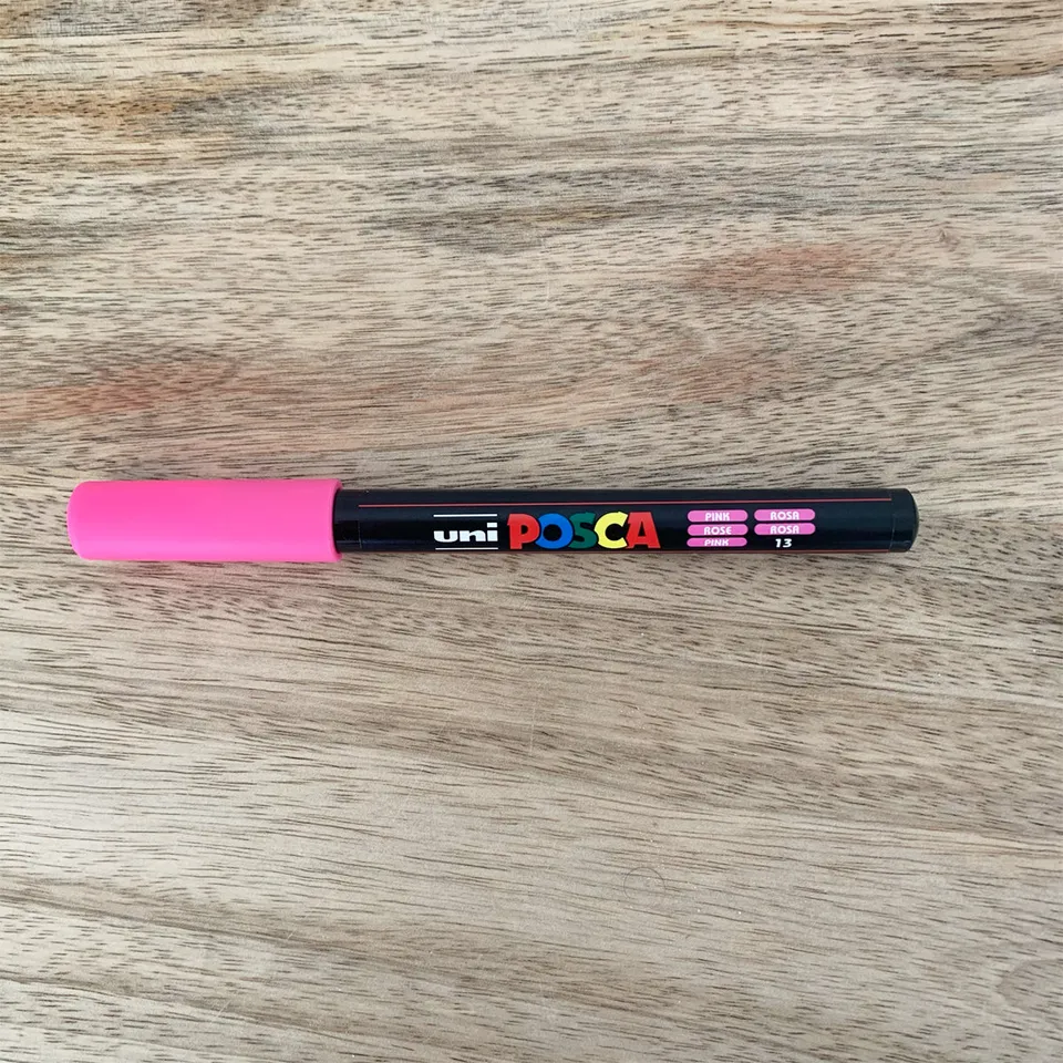 posca-marqueur-rose-pointe-fine-peinture-verre-bocaux image 1