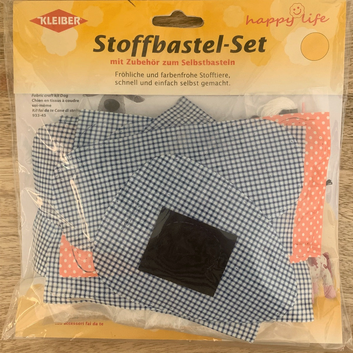 kit-peluche-chien-coudre-soi-m-me-tissu-carreaux-bleus image 2