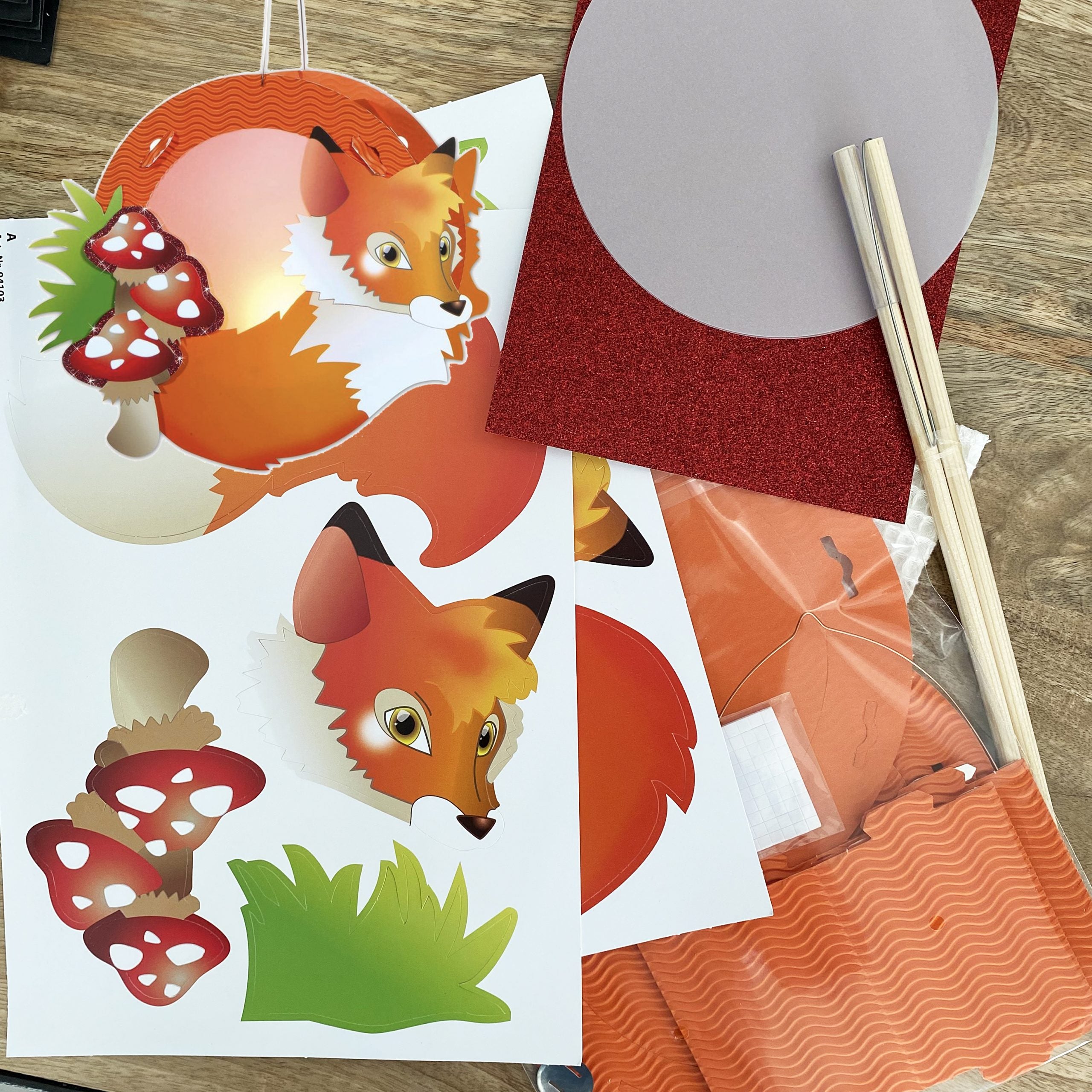 lanterne-renard-construire-veilleuse-papier-23x33-cm image 2