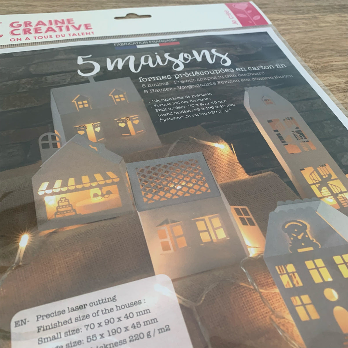 graine-cr-ative-kit-village-en-carton-d-co-no-l-5-maisons image 2