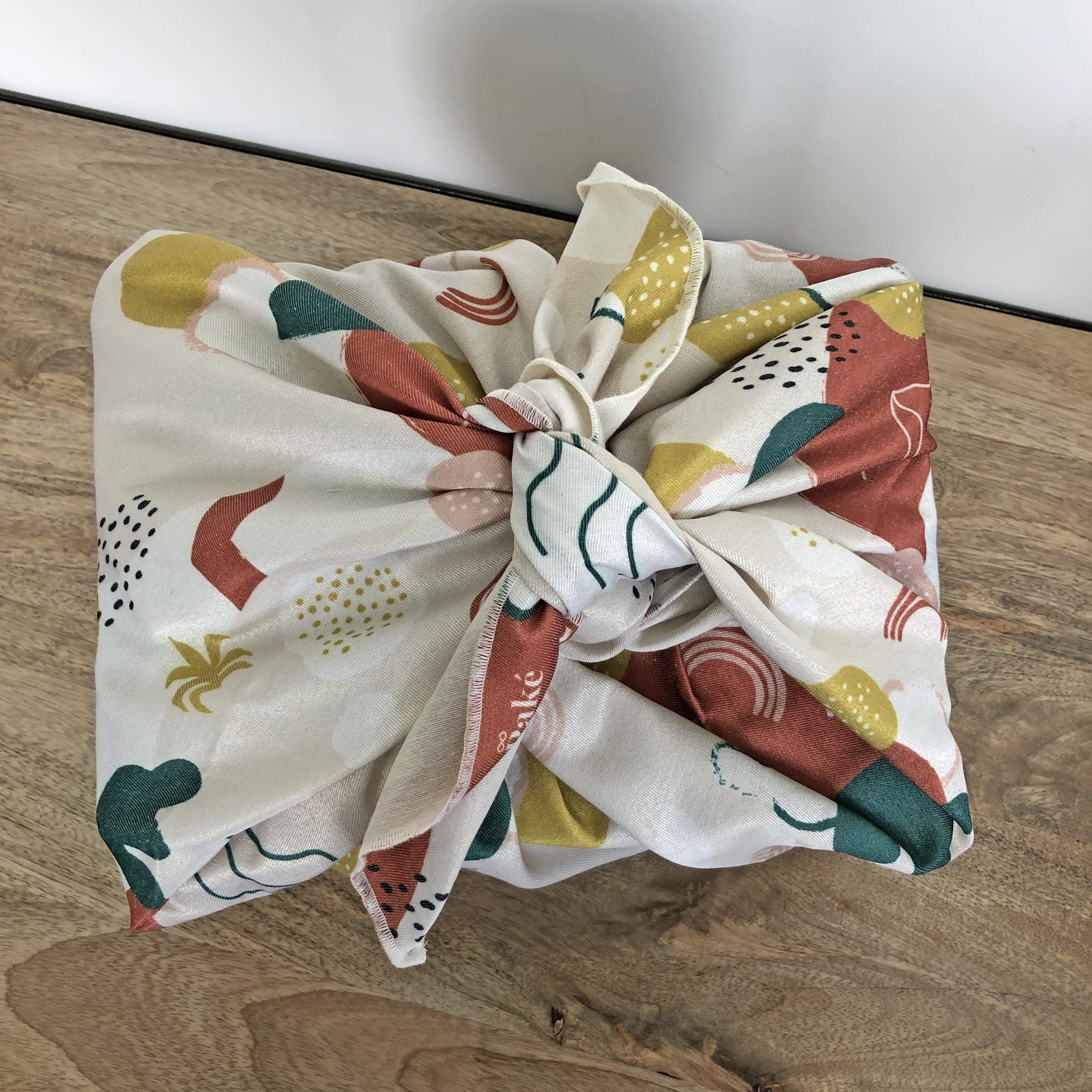 mes-courses-en-vrac-furoshiki-terra-100x100-emballage-tissu image 3
