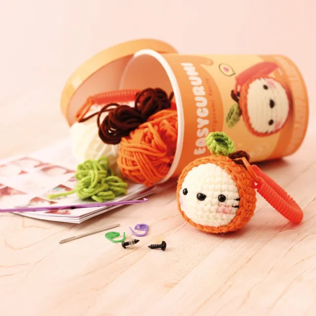 graine-cr-ative-easygurumi-kit-crochet-cl-mentine-porte-cl-s image 1
