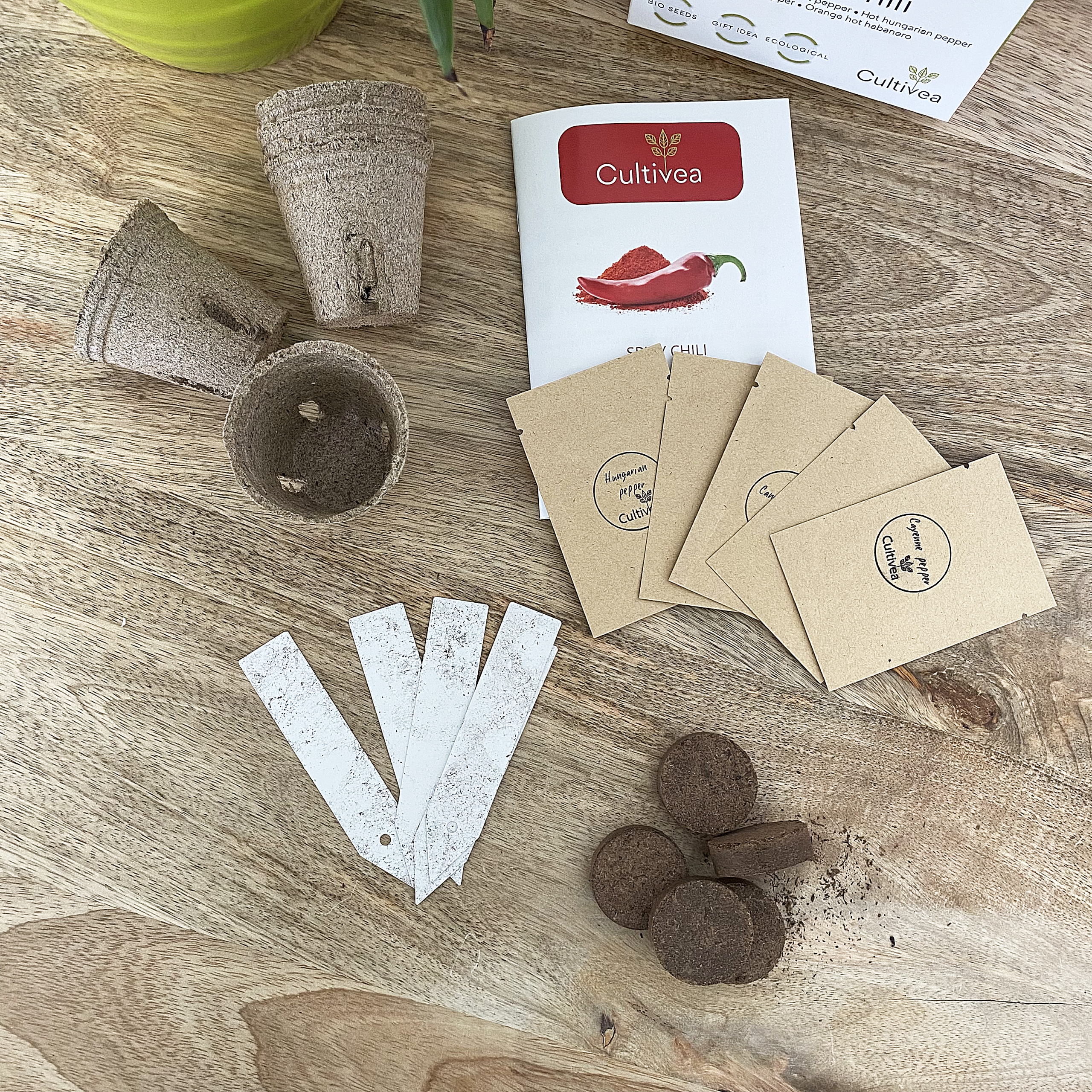 cultivea-je-fais-pousser-mes-minis-piments-bio-coffret-5 image 4