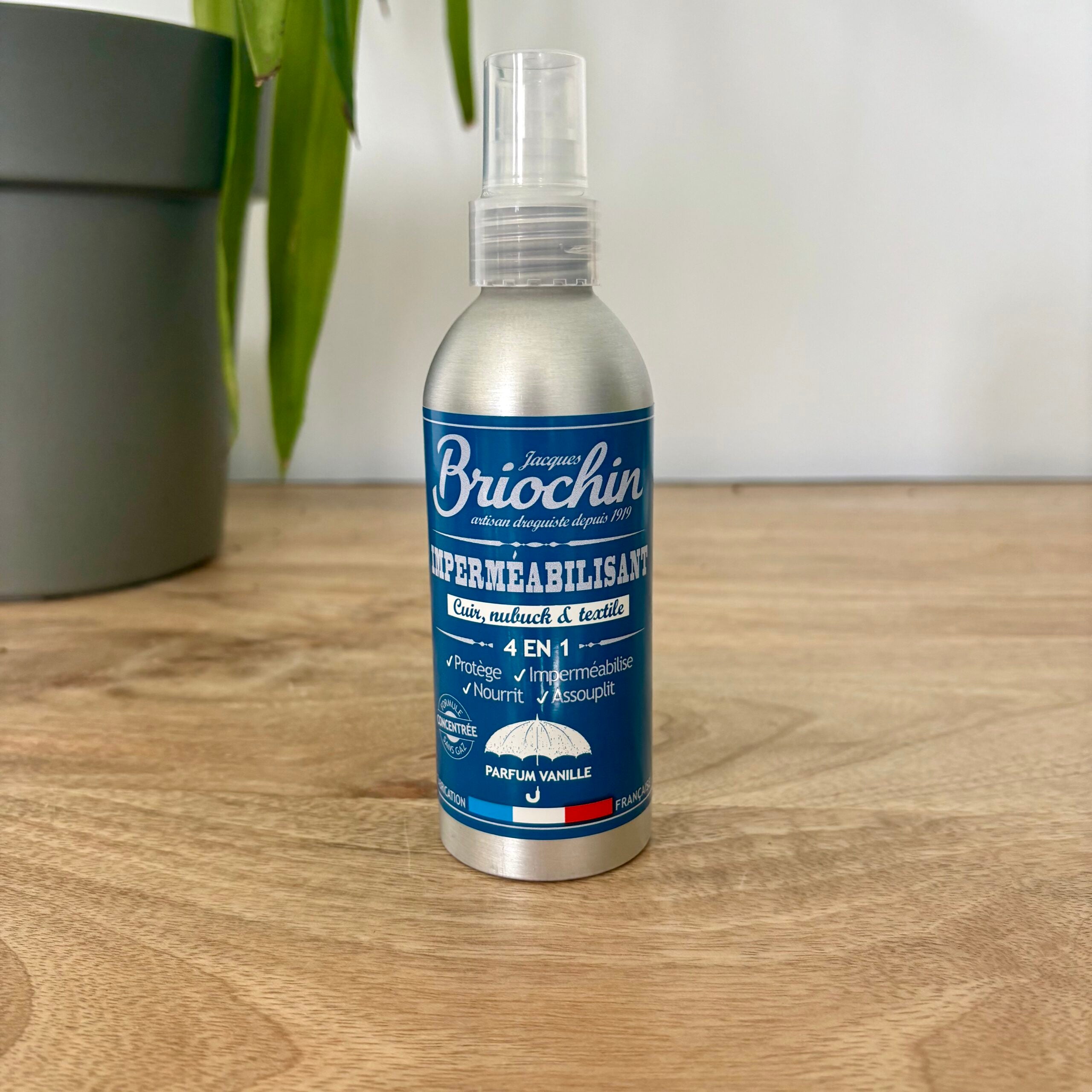 jacques-briochin-soin-imperm-abilisant-4-en-1-produit-entretien-200ml image 1