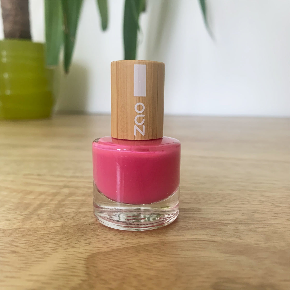 zao-vernis-ongles-rose-fuchsia-bio-longue-tenue image 1