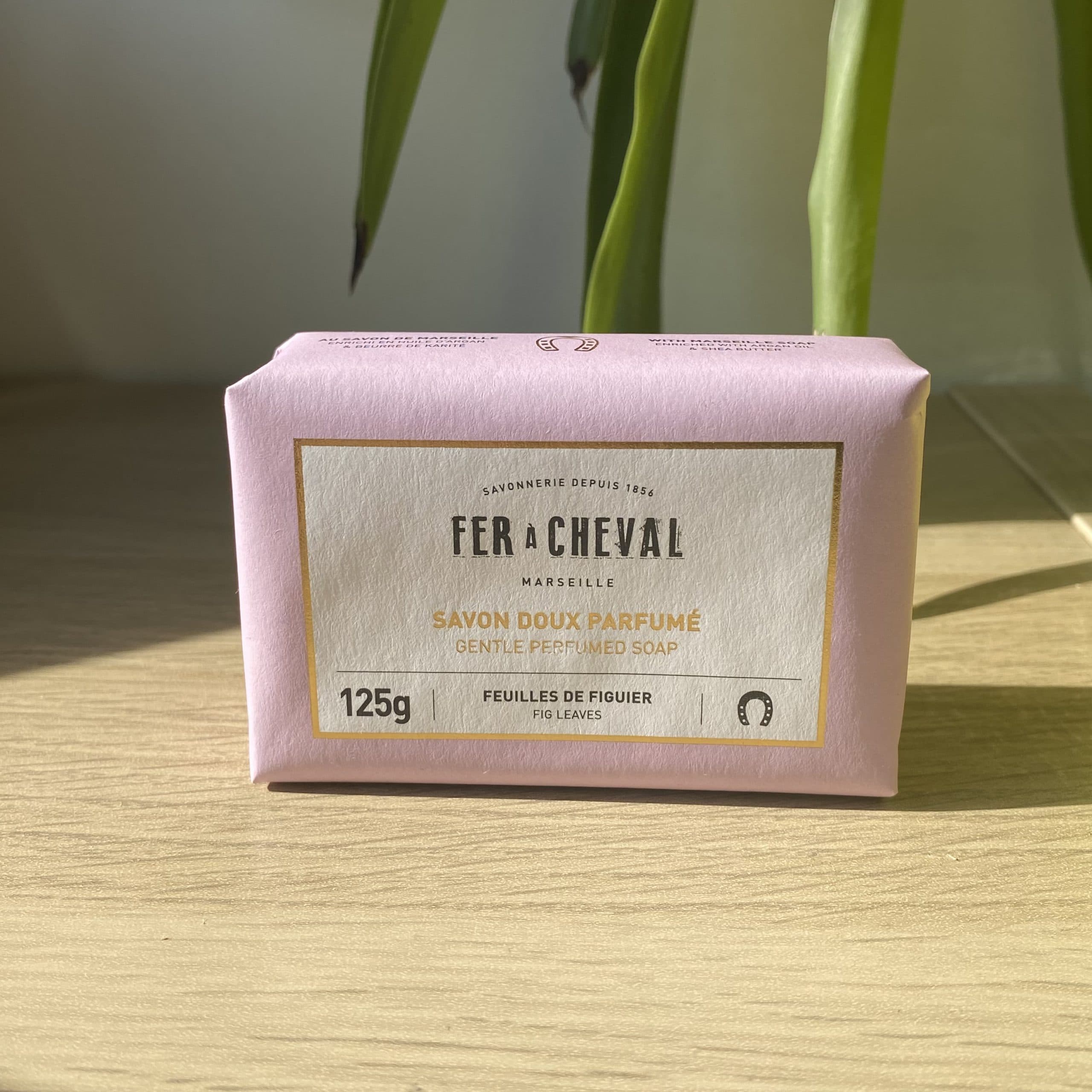 fer-cheval-savon-doux-feuilles-de-figuier-125-g image 1