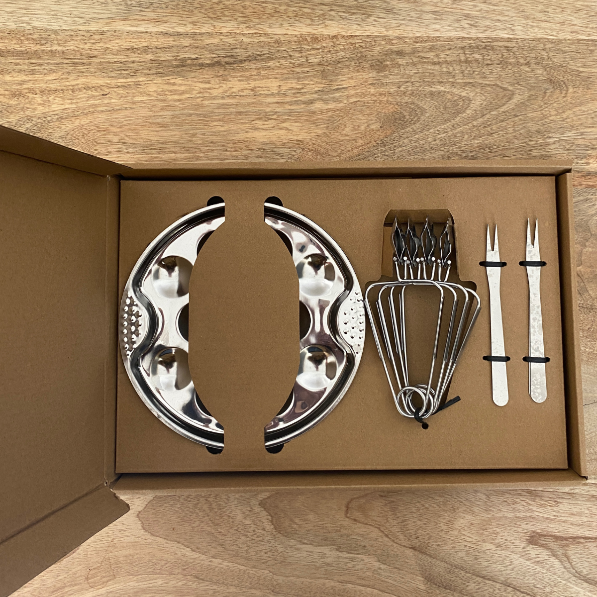 coffret-escargots-12-pi-ces-4-assiettes-pinces-fourchettes image 2