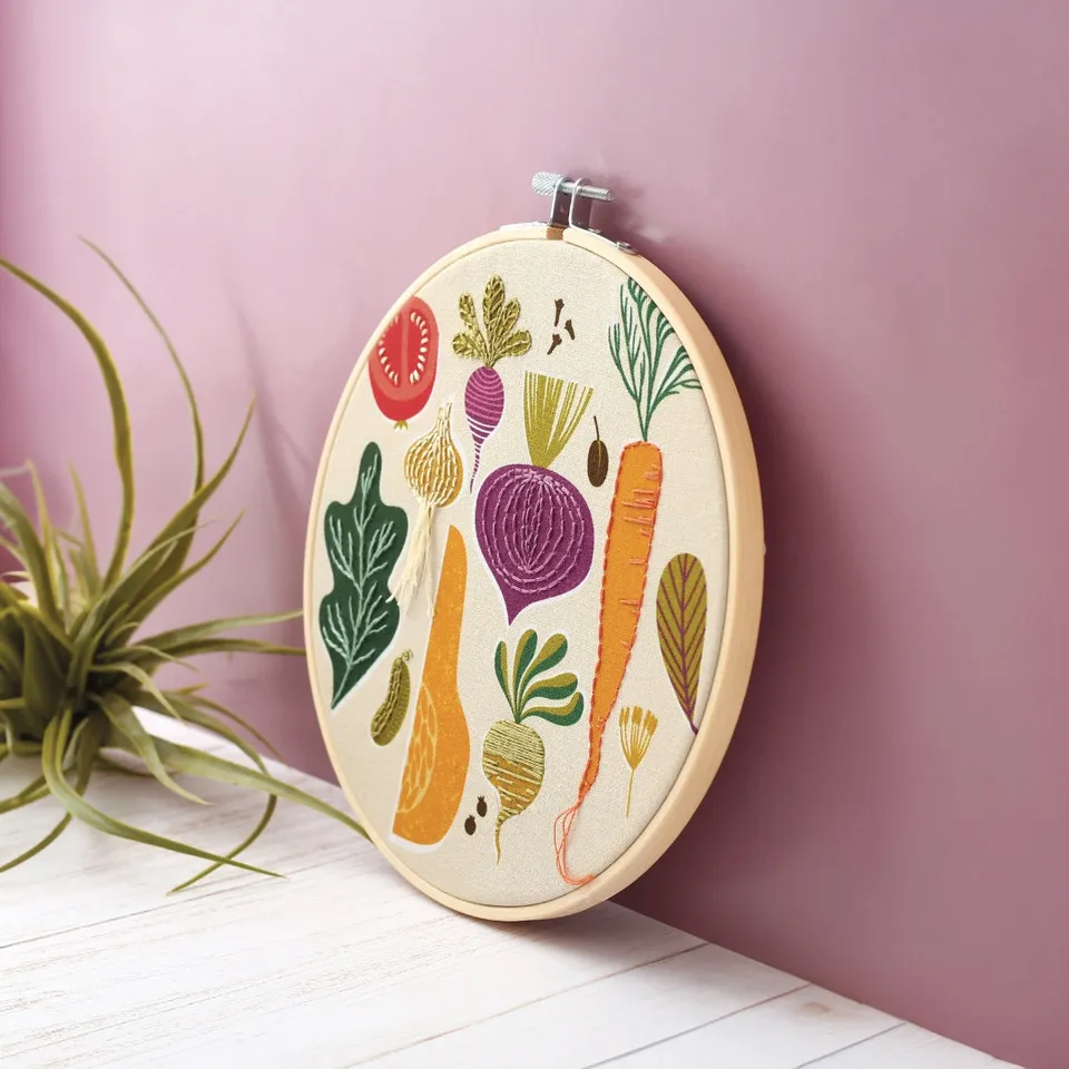 graine-cr-ative-kit-broderie-potager-tambour-20-cm-d-butant image 1