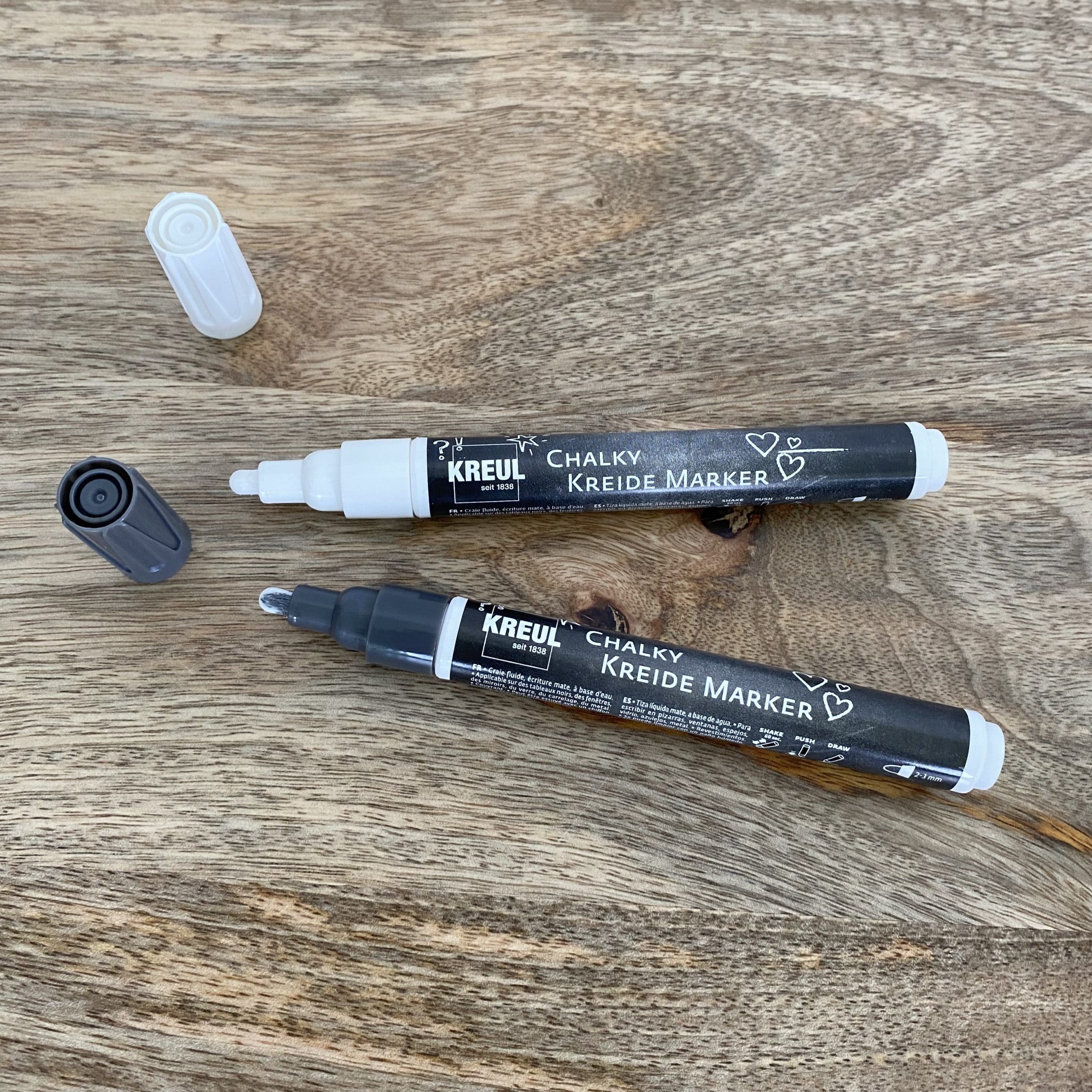 edding-marqueur-craie-bocaux-gris-blanc-noir-effa-able image 1