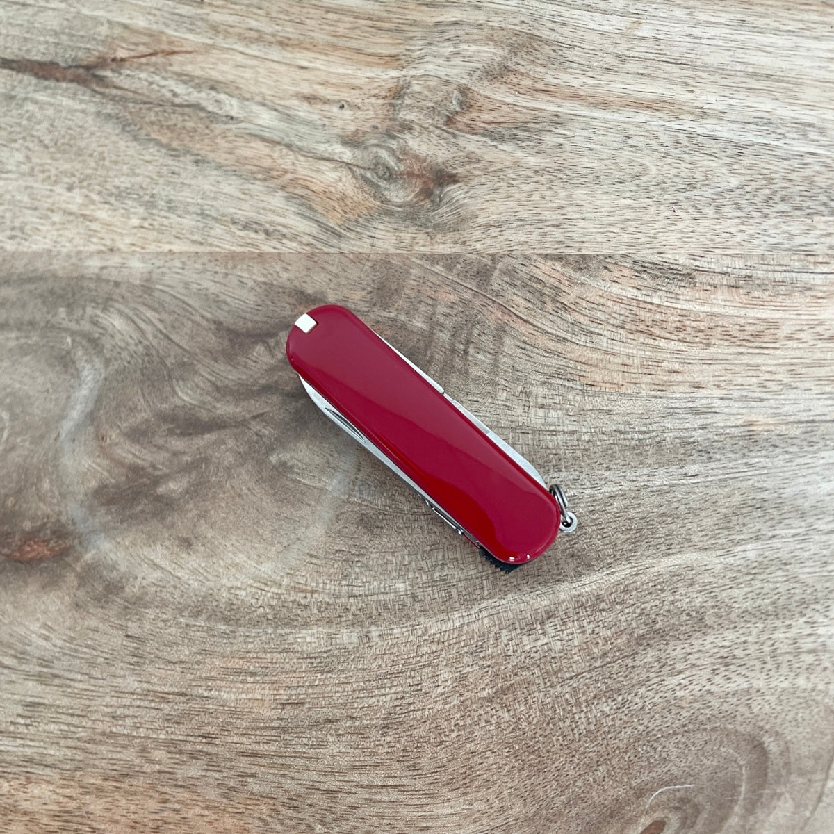 victorinox-nail-clip-couteau-suisse-coupe-ongles-65-mm image 3